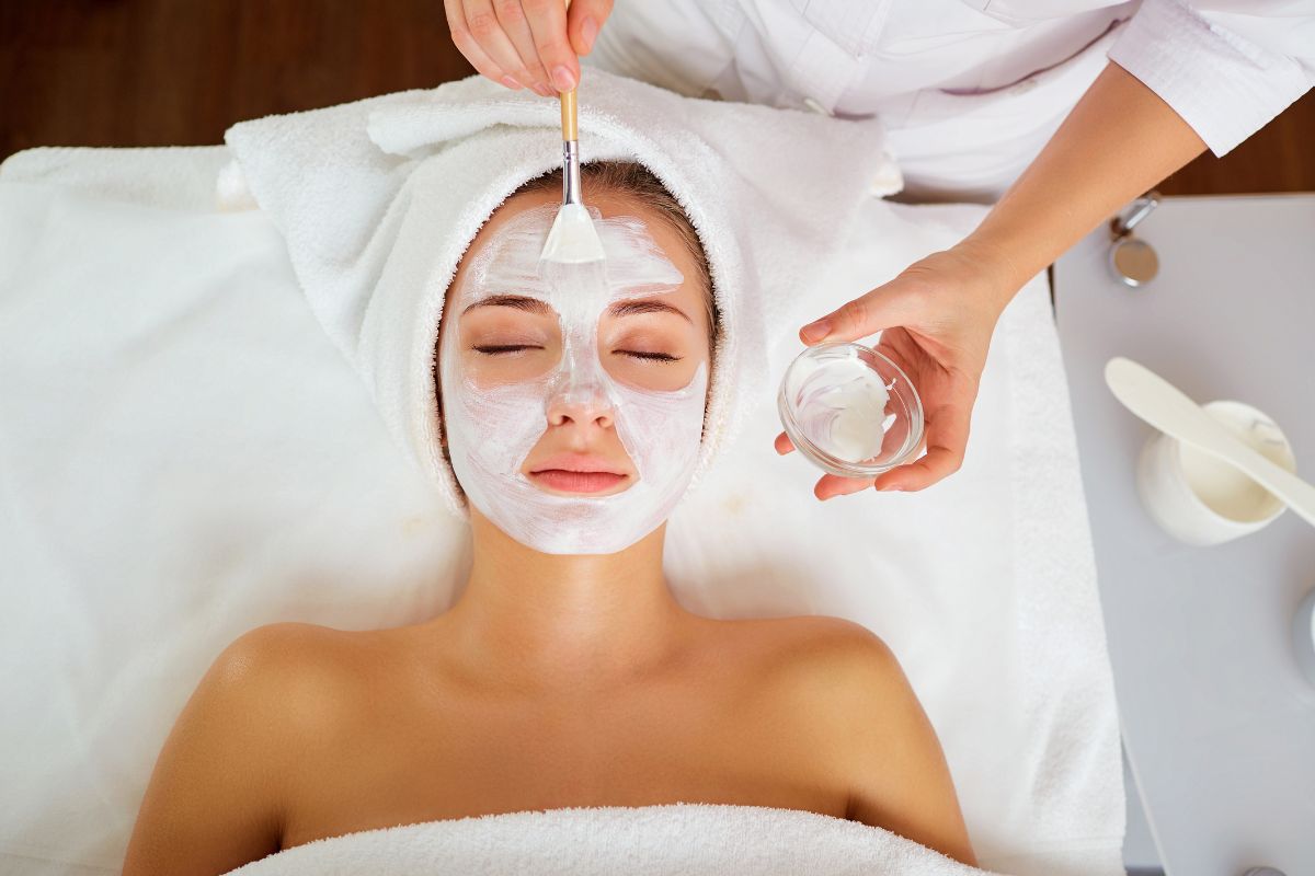 5 Best Exfoliating Facial Treatments for Smooth Glowing Skin
